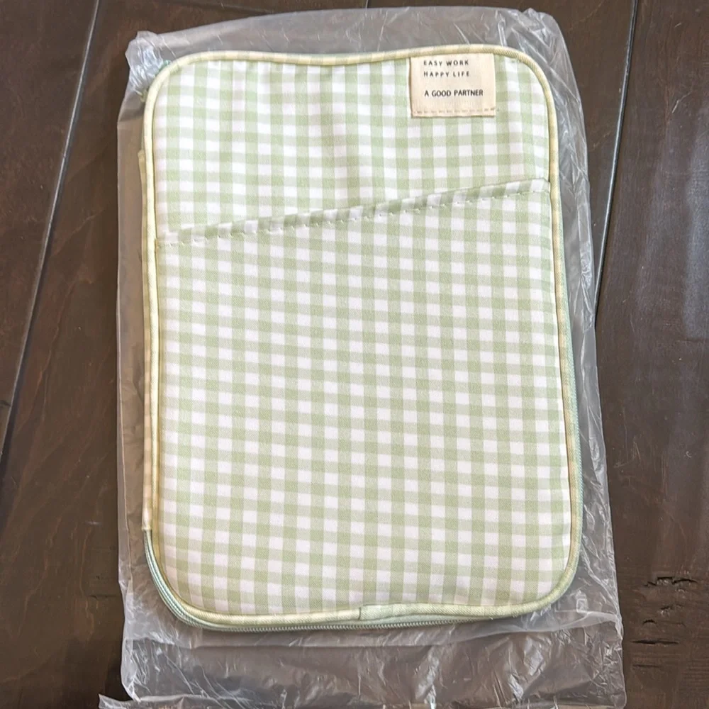 NEW 11 inch Cute Puffy Laptop Sleeve Carrying Laptop Bag Cover